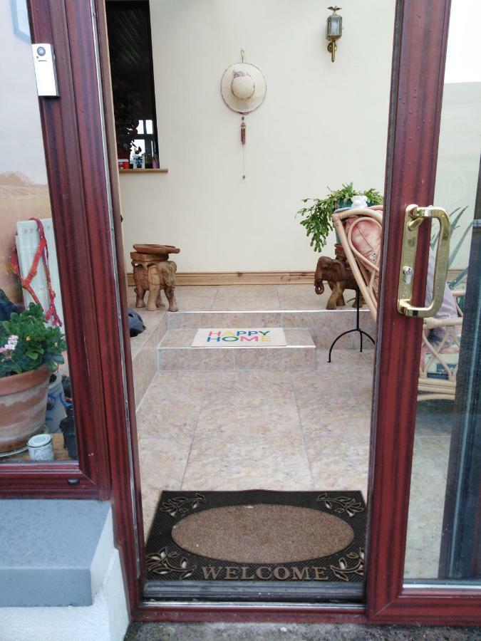 Catherine'S Lair A Quiet Peaceful Homestay Γουέστπορτ Εξωτερικό φωτογραφία